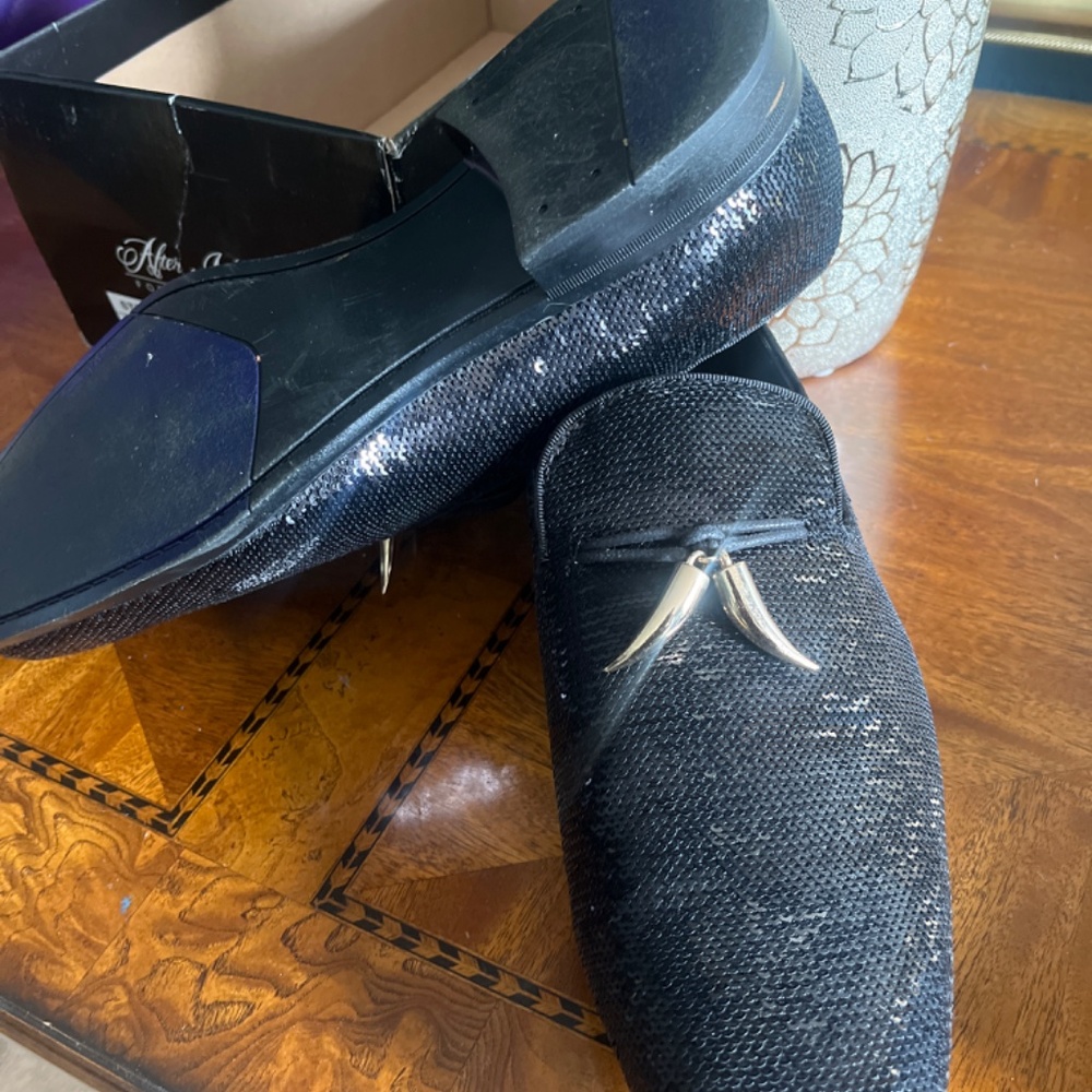 Formal Shoes - Picture 2 of 2